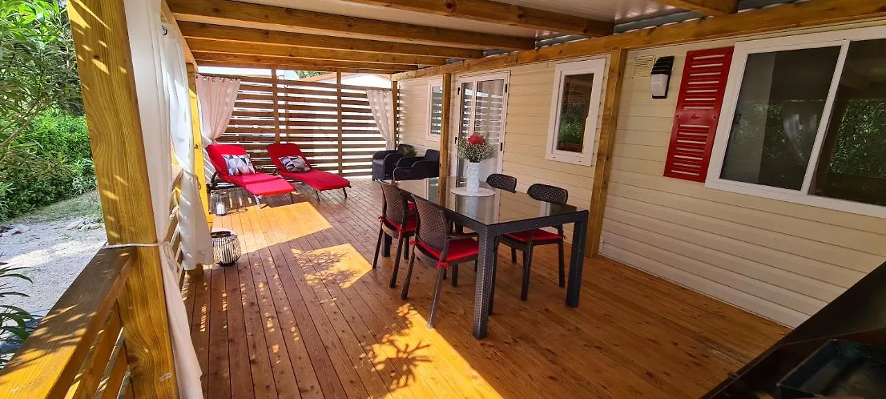 Holiday home Mobile Home Shelbox Biograd Na Moru