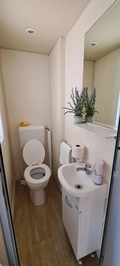 Mobile Home Shelbox Biograd Na Moru Croatia